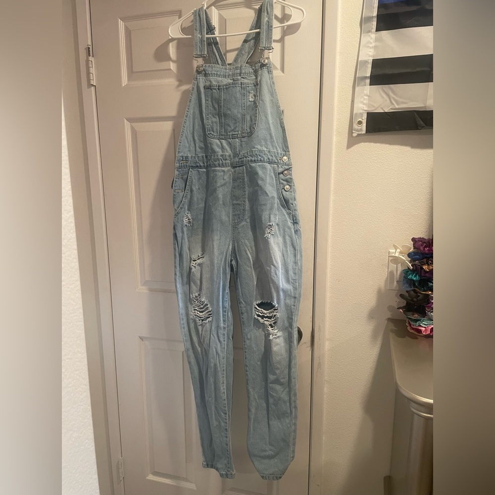 Blue denim overall jumpsuit for women